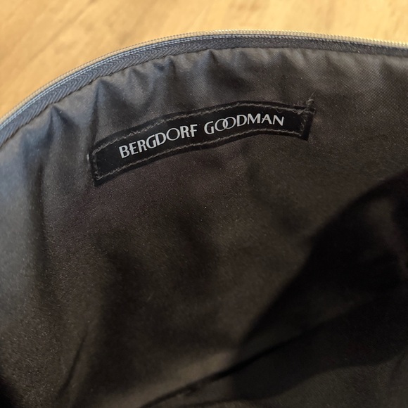 LIKE NEW - Bergdorf Goodman Leather Fringe Evening Clutch Bag - Picture 3 of 10